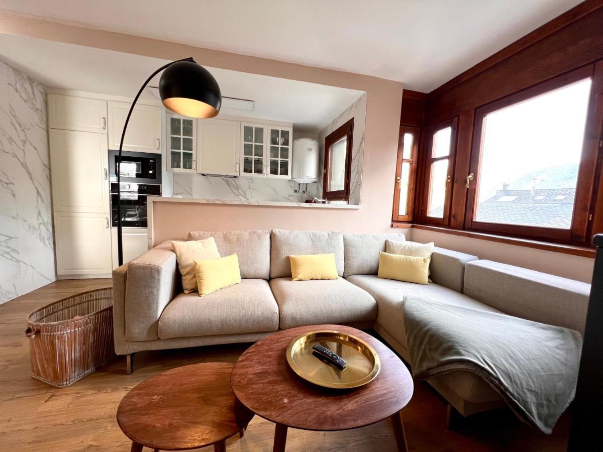 Appartamento Duplex La Roca - L'Amfitriona Espot Esterno foto