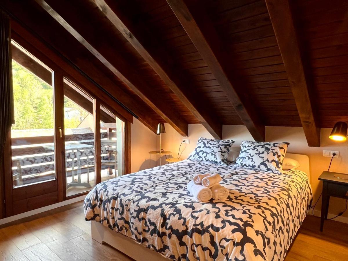 Appartamento Duplex La Roca - L'Amfitriona Espot Esterno foto