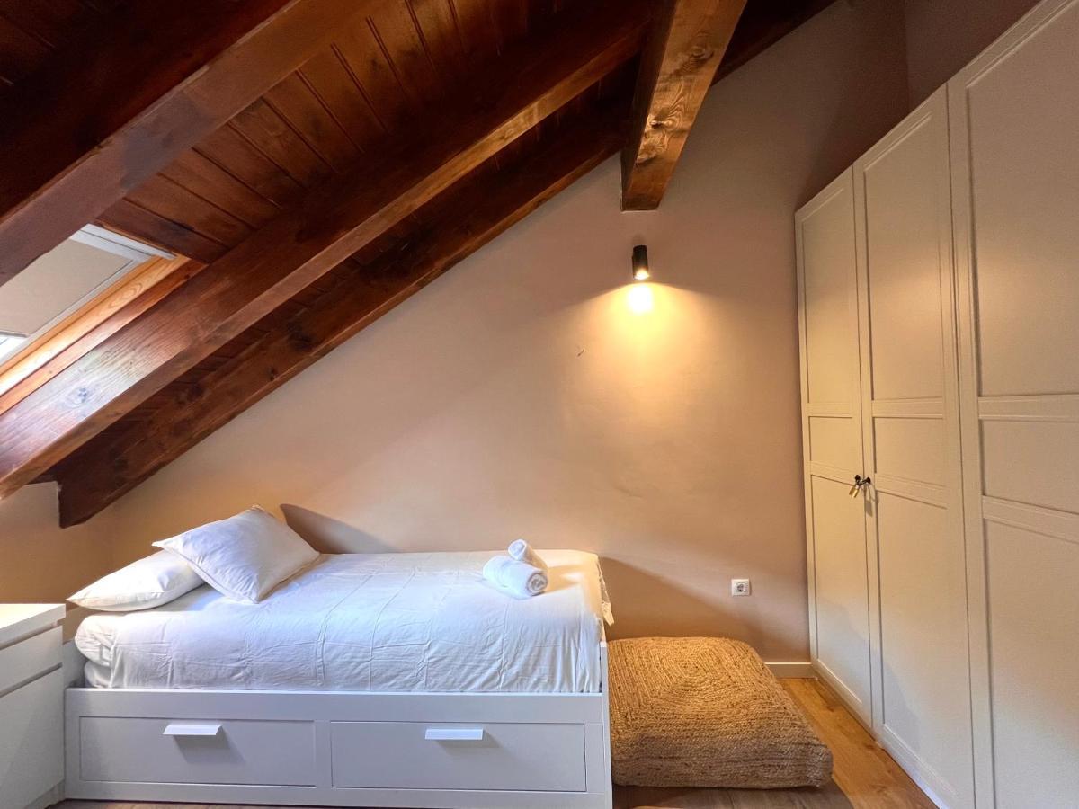 Appartamento Duplex La Roca - L'Amfitriona Espot Esterno foto