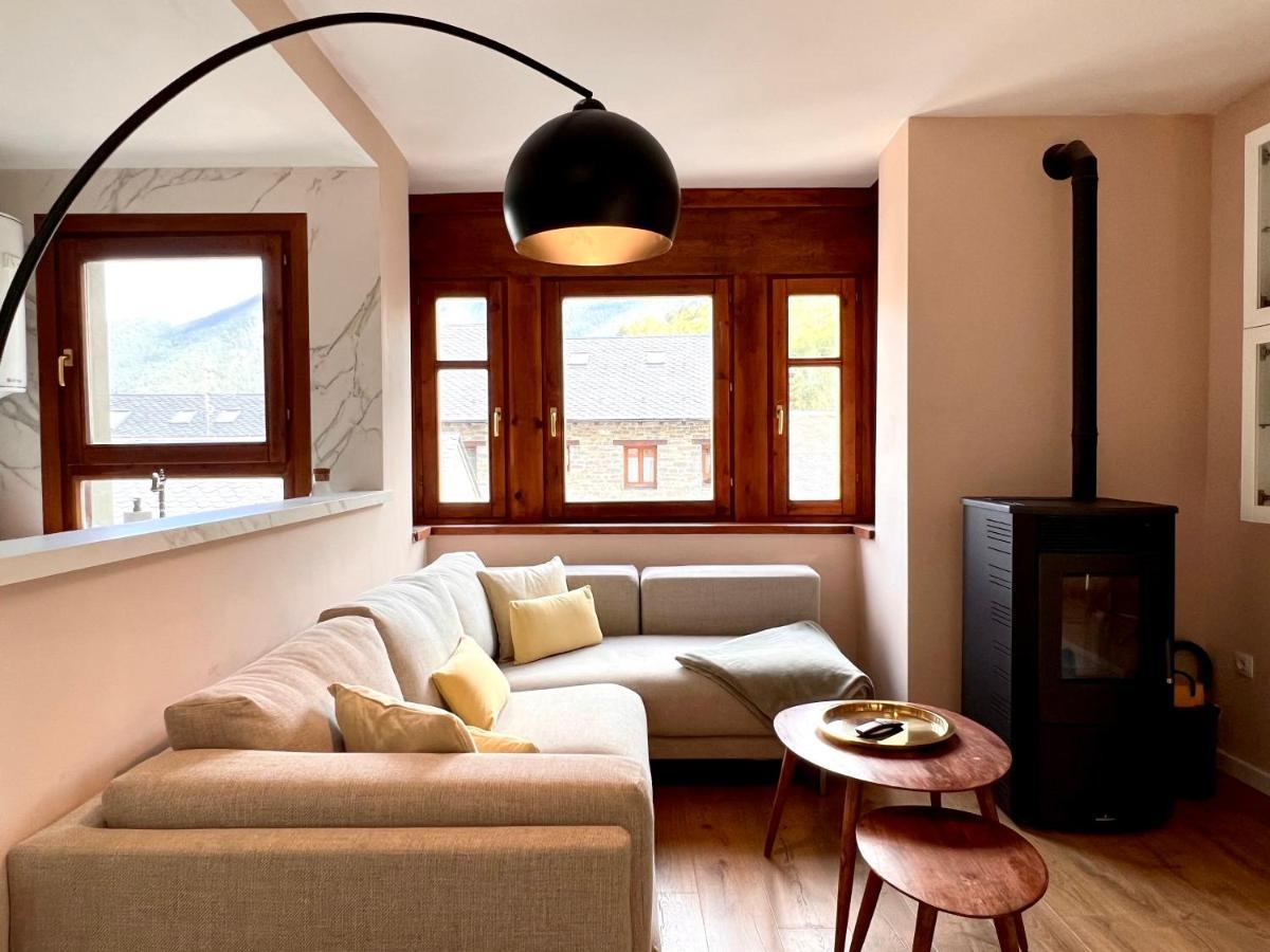 Appartamento Duplex La Roca - L'Amfitriona Espot Esterno foto