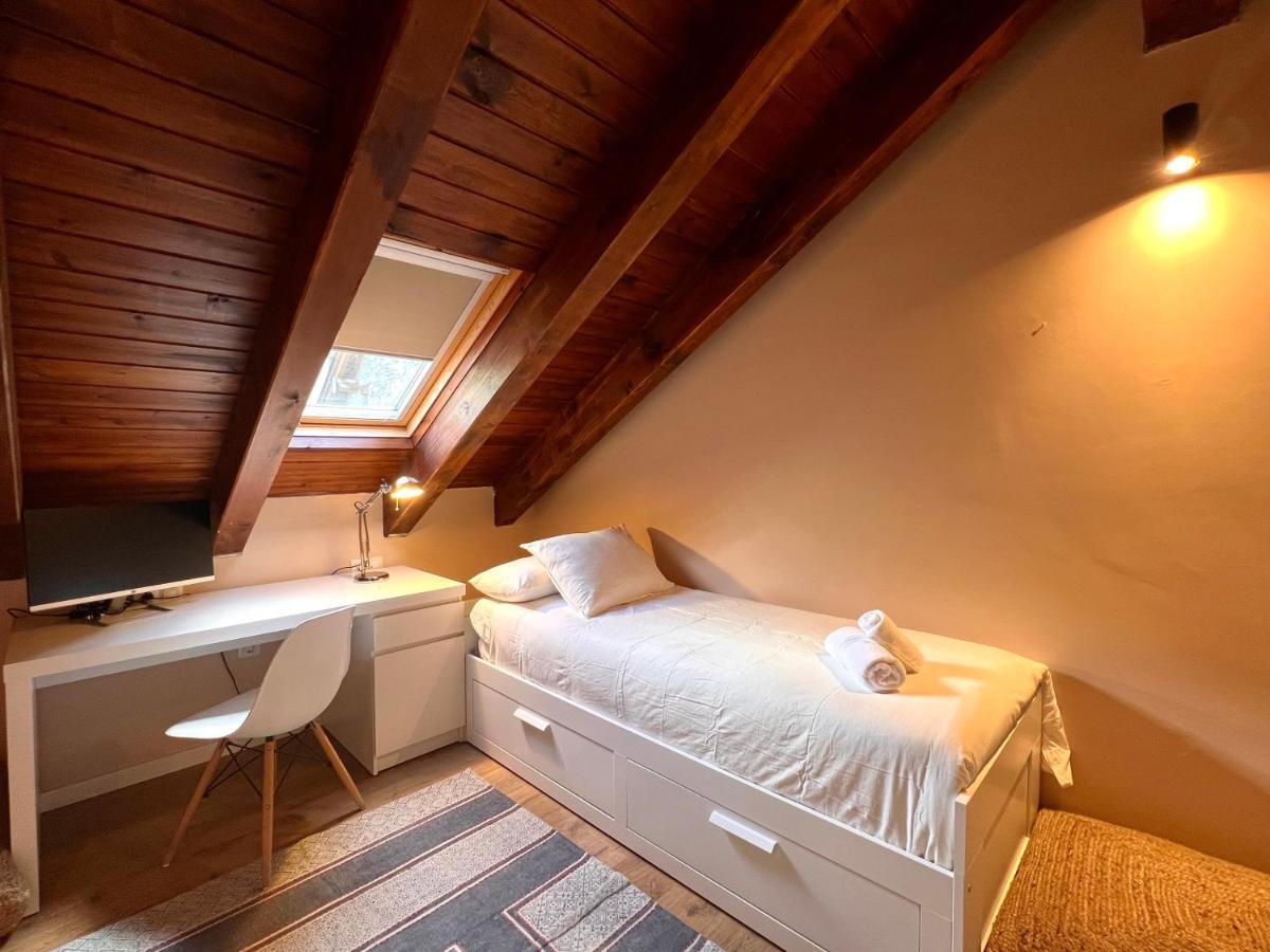 Appartamento Duplex La Roca - L'Amfitriona Espot Esterno foto
