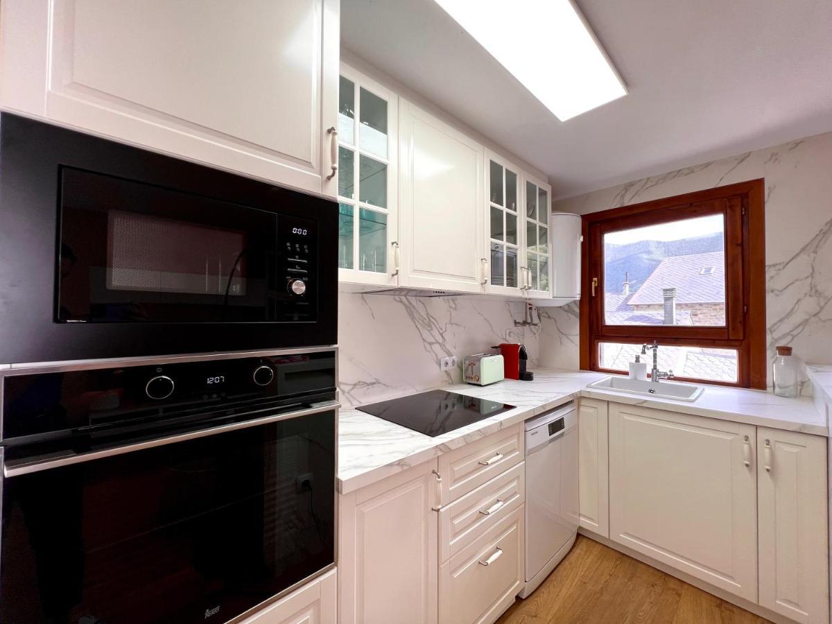 Appartamento Duplex La Roca - L'Amfitriona Espot Esterno foto
