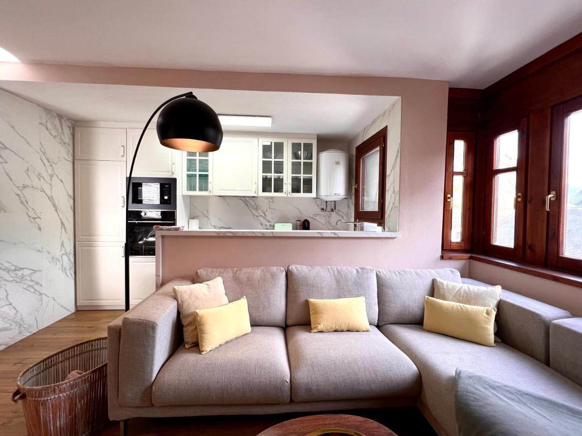 Appartamento Duplex La Roca - L'Amfitriona Espot Esterno foto